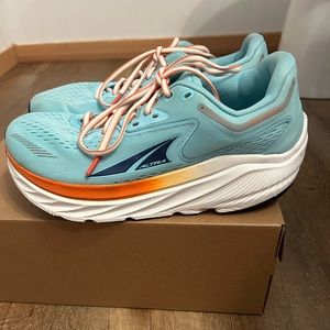 Altra Olympus- 9.5. Size